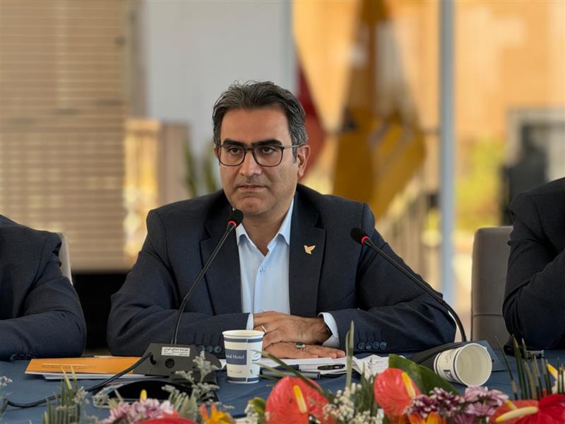 ارزیابی عملكرد كاركنان براساس تحقق برنامه‌های عملیاتی و راهبردی انجام می‌شود