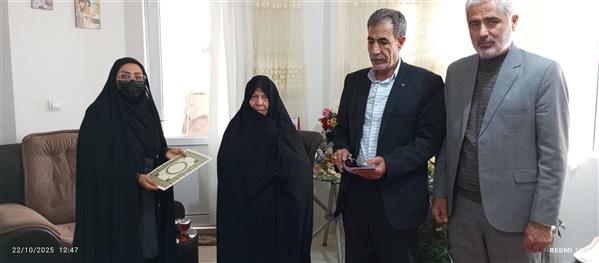 تجلیل از خانواده معزز شهید والامقام رسول محمد نژاد