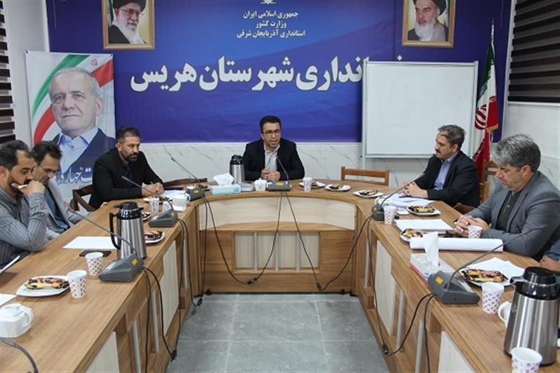 برگزاری جلسه آموزشی دهیاران شهرستان هریس و بخش خواجه