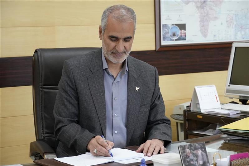 حمید باقری مدیركل پست استان اصفهان ، با صدور پیامی روز خانواده و تكریم بازنشستگان را تبریك و تهنیت گفت.