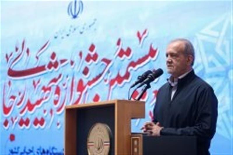 شركت ملی پست دستگاه برگزیده تحول اداری در جشنواره شهید رجایی گردید