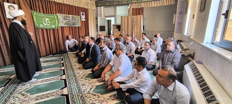 عید غدیر یا «عیدالله الاكبر» ، بزرگ ‌ترین عید شیعیان و از همه‌ی اعیاد موجود در تقویم اسلامی بالاتر و ارجح تر است