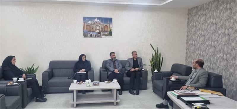 جلسه مشترك سرپرست پست استان سمنان با مدیركل ثبت اسناد واملاك استان با محوریت طرح ملی جی نف