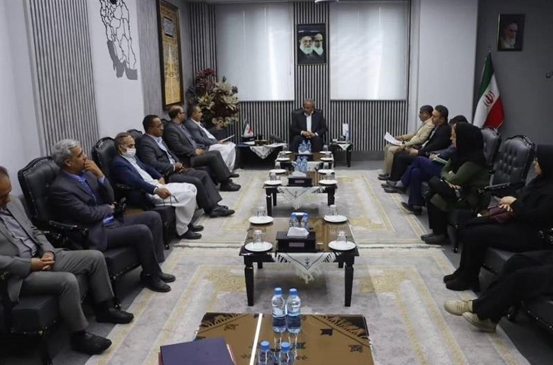 توسعه زیرساخت‌های ارتباطی و پستی از برنامه‌های مهم استان است